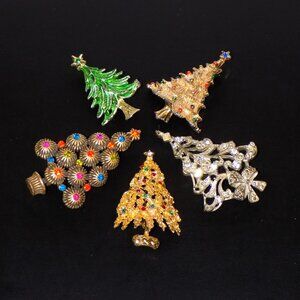 5 Vintage Signed Rhinestone Christmas Tree Brooches Hedy, Jerry's, Radko & More
